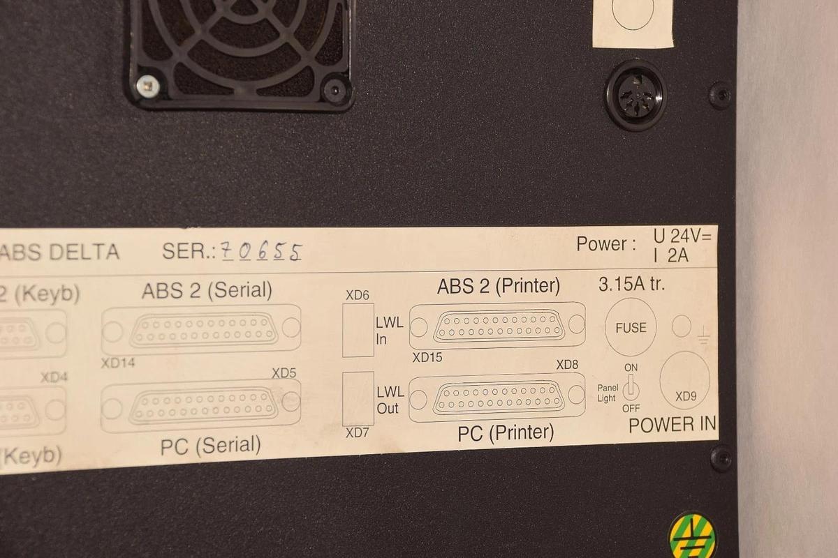 Used BECKHOFF  PC Control Unit PC Screen B-line B2000F DA002383 2B-1-A-03