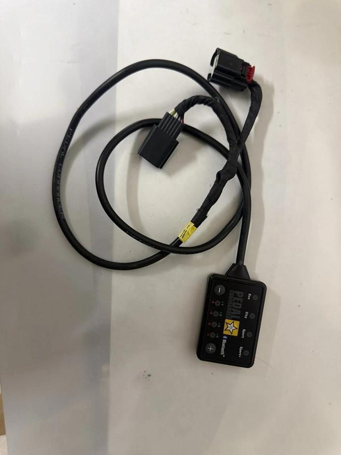 Used Pedal Commander PC18 PC 18 Throttle Response Controller Bluetooth 14 Mustang 5.0