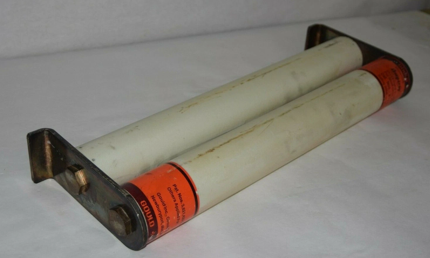 (NEW) GOULD 211-313-979 211313979 200A Amp-Trap Current Limiting Back-Up Fuse