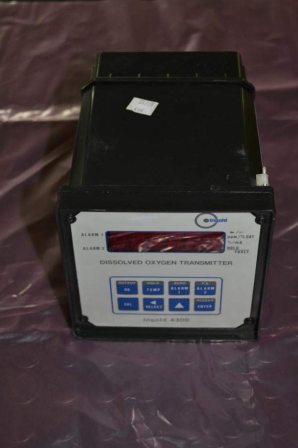 Used INGOLD 4300 4300/2300 2300 DISSOLVED OXYGEN TRANSMITTER 115VAC 0.10A 0.10 AMPS