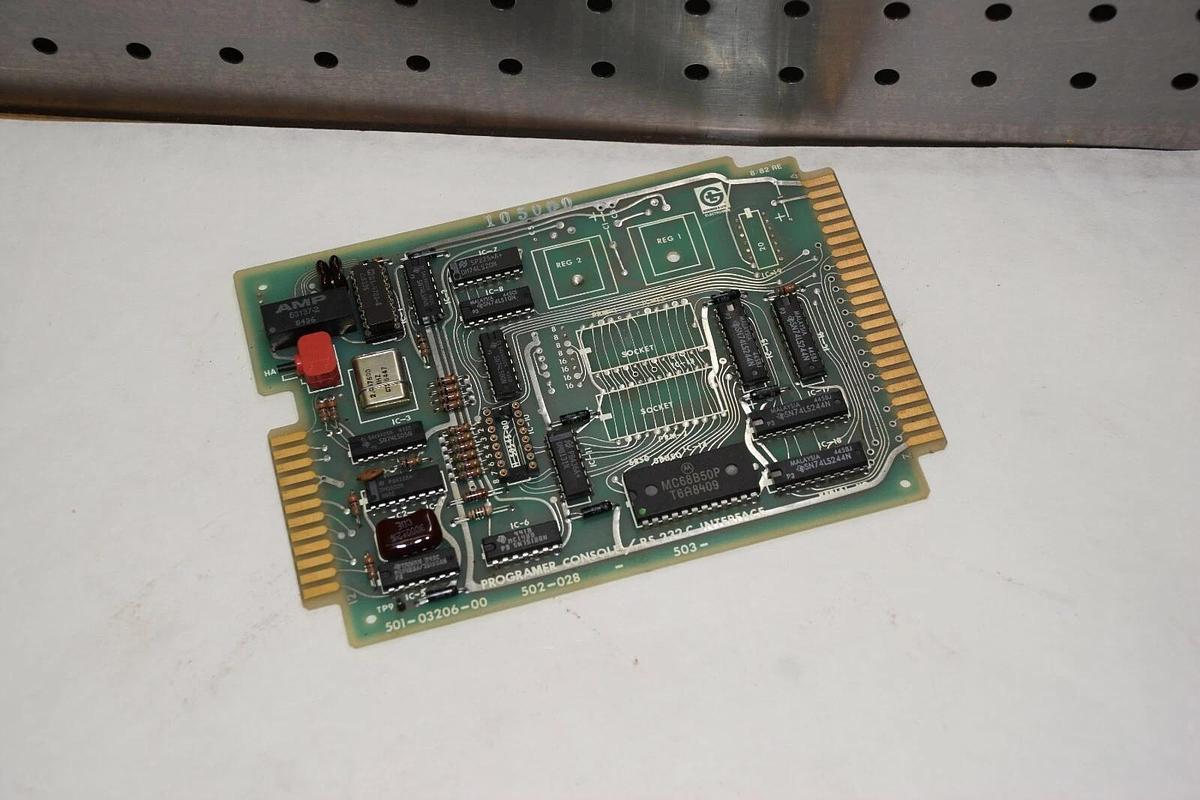 Used GIDDINGS LEWIS 501-03206-00 PROGRAMMER CONSOLE/RS 232 C INTERFACE BOARD