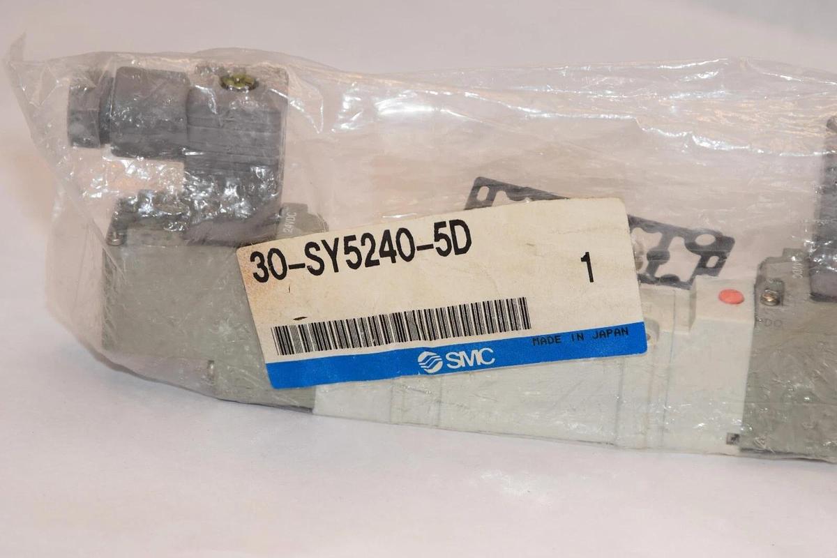 (NEW) SMC 30-SY5240-5D 24V Coil Solenoid Valve
