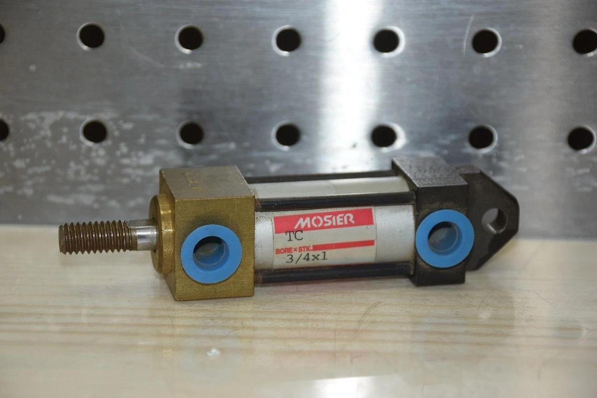 MOSIER 3/4X1 3/4" BORE 1" STROKE AIR CYLINDER NEW