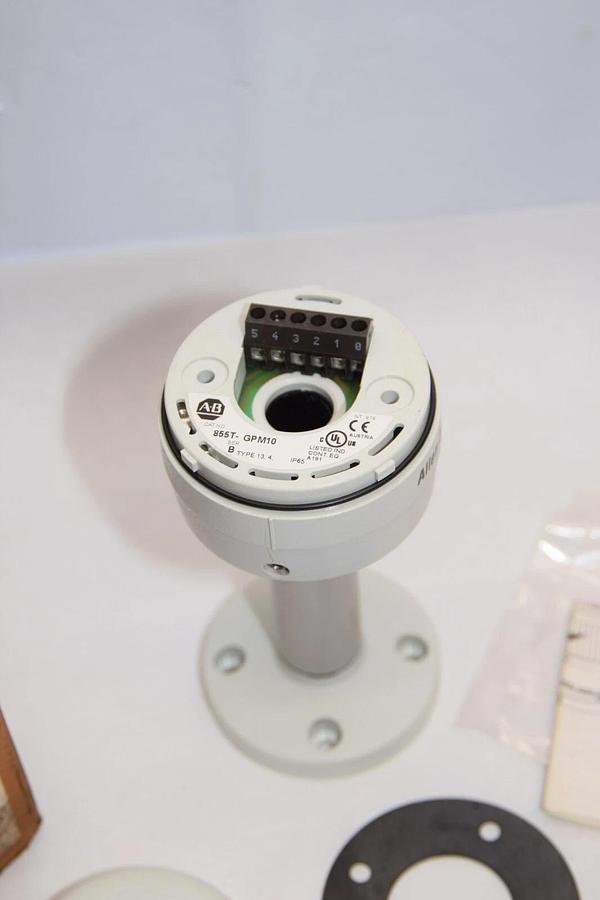 (NEW) ALLEN BRADLEY 855T-GPM10C 855T-GPM10 Series B Stack Light Base