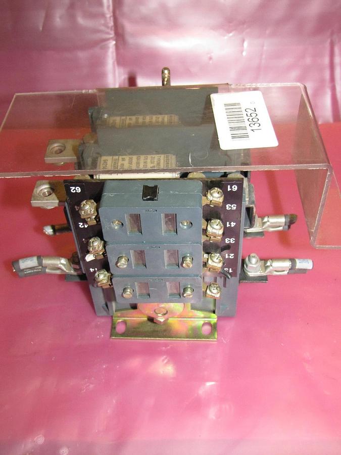 Used ABB DISCONNECT SWITCH OESA-F100JT6-2 OESAF100JT62 100 AMP 100A A