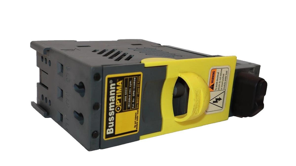 Used BUSSMANN OPTIMA OPM-1038RSW Fuse Holder & Disconnect Switch BDNF 32 Switch
