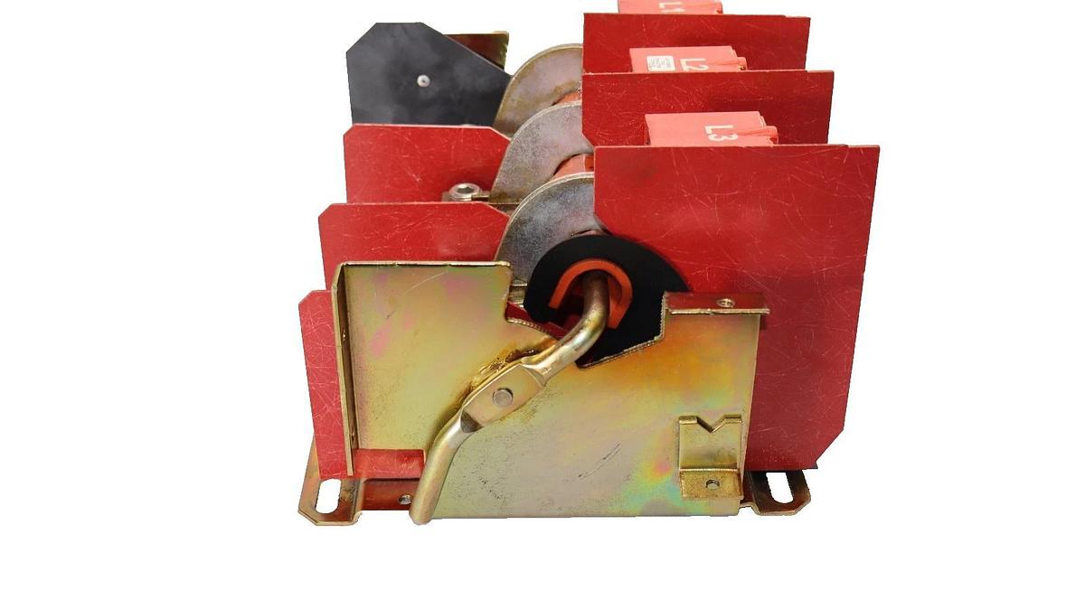 Used Square D Operating Switch Mechanism Disconnect 9422TF1 Ser B 200A 200Amp 600v