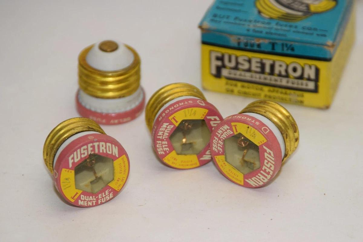 (NEW - Lot of 23) FUSETRON T1-1/4 Dual-Element Fuse