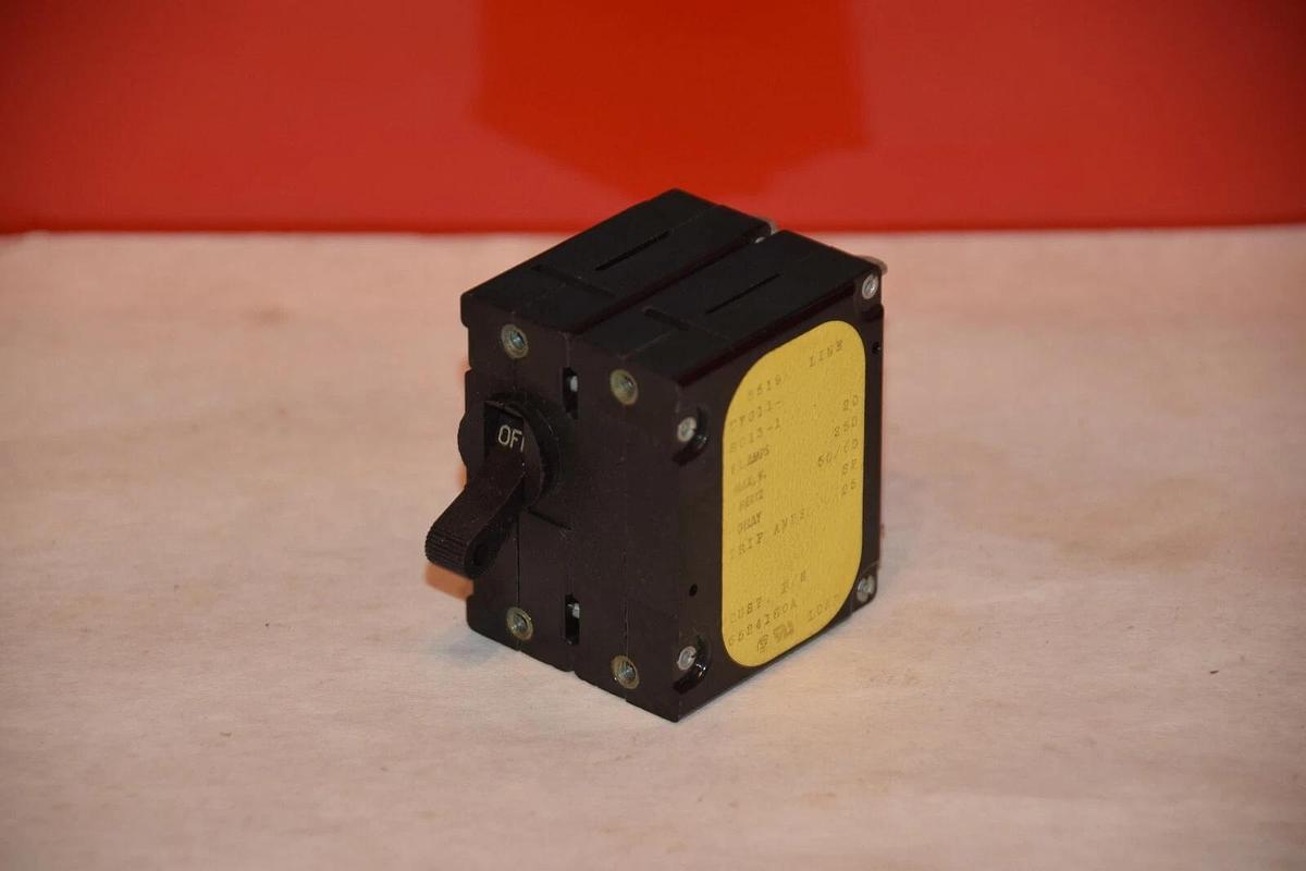 Used AIRPAX UPG11-8013-1 20 F.L.AMPS 25 TRIP AMPS 50/60Hz CIRCUIT BREAKER