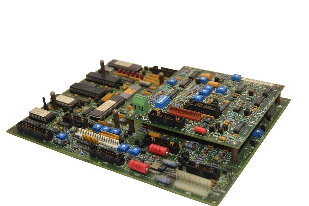 Used GE GENERAL ELECTRIC F31X300CCHAFGIFR01/0 Control Card & 531X133PRUAKG1 Interface