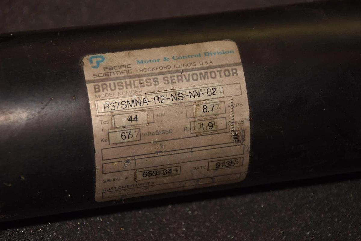 Used PACIFIC SCIENTIFIC R37SMNA-R2-NS-NV-02 8.7A 1.9 Ohms BRUSHLESS SERVO MOTOR