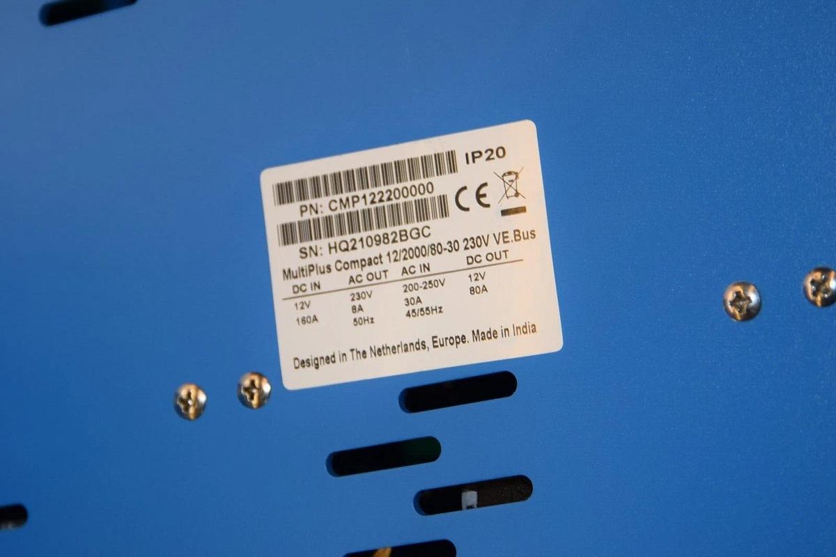 (NEW) BLUE POWER CMP122200000 MultiPlus Compact 12/2000/80-30 230V Charger