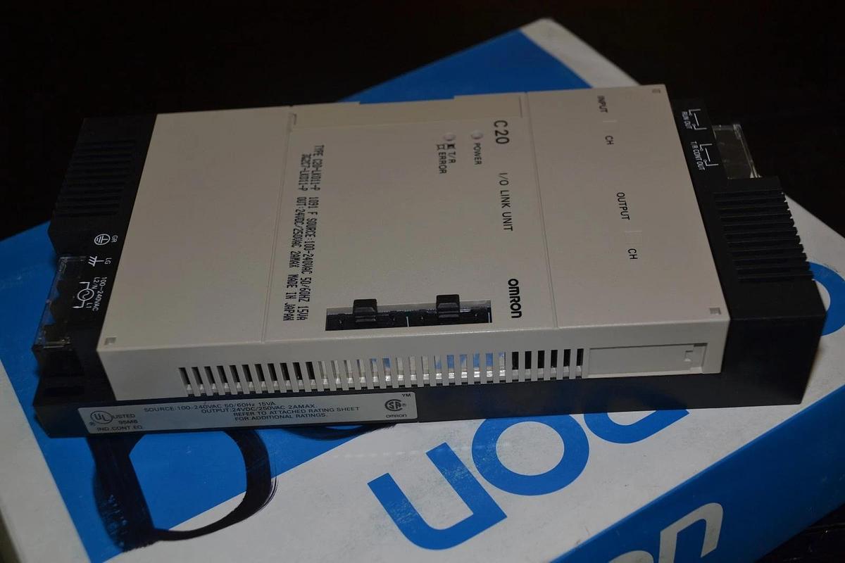 OMRON SYSMAC PROGRAMMABLE CONTROLLER I/O LINK UNIT C20 C20-LK011-P  NEW