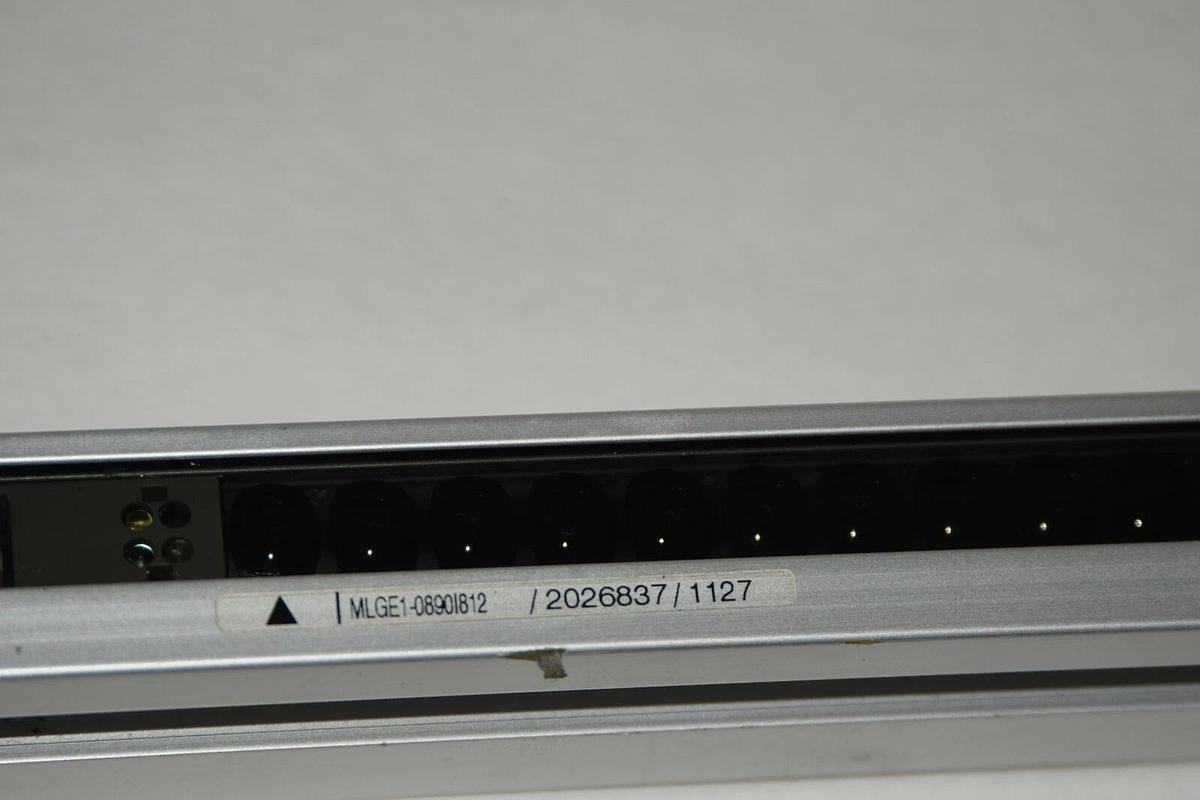 Used SICK Safety Light Curtain MLGE1-0890I812 MLGE10890I812 15-30V 8pin