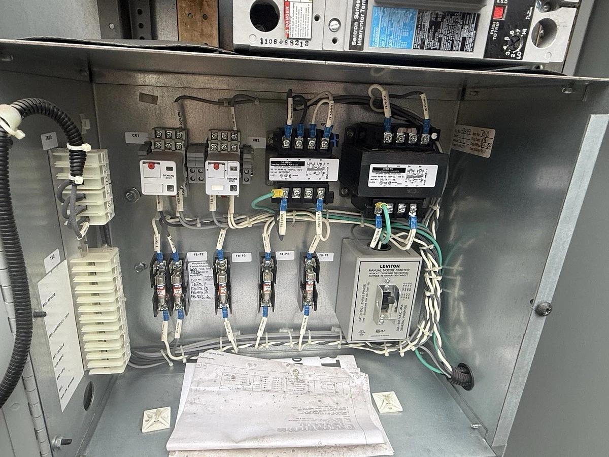 Used Siemens P4E75ML400ETS P4 Panelboard 400A 480/277V 3PH 400 Amp 3 Breaker Mbpass