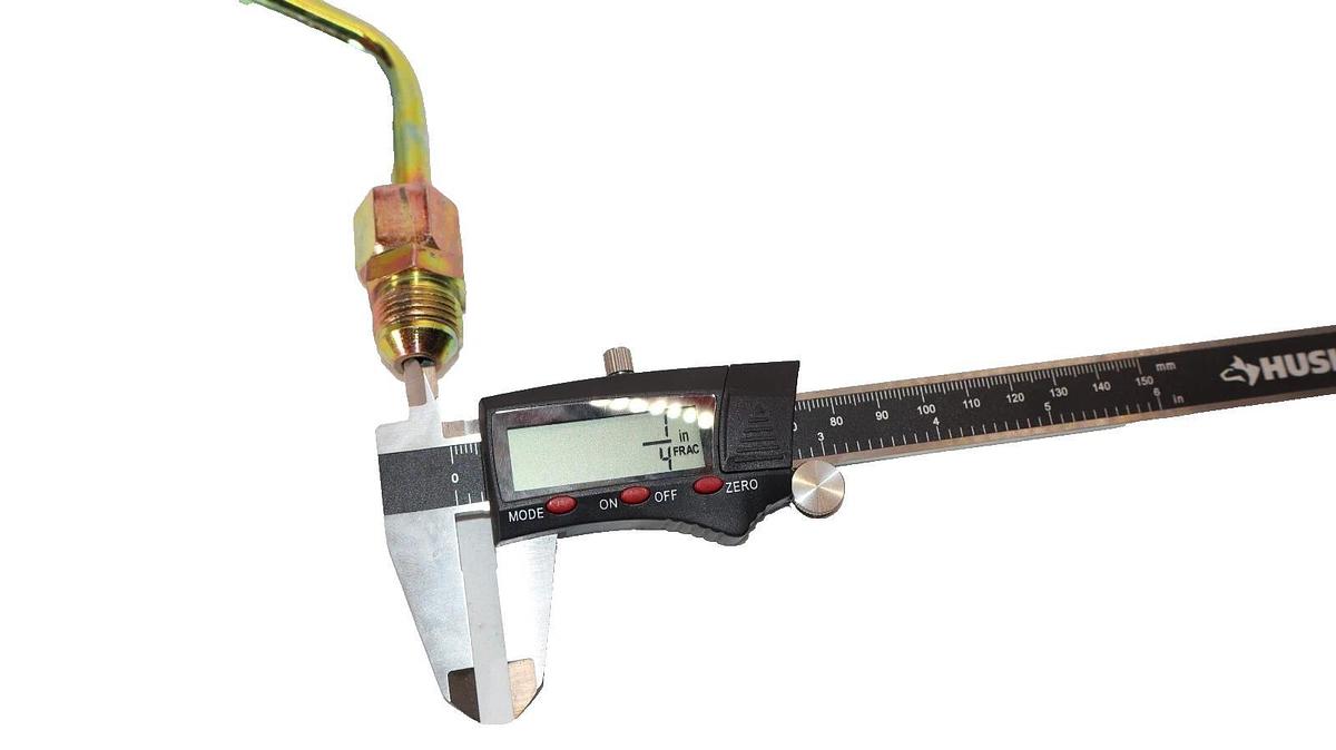 (NEW) DAEWOO HEAVY INDUSTRIES A216424 RH Forklift Tube Assembly