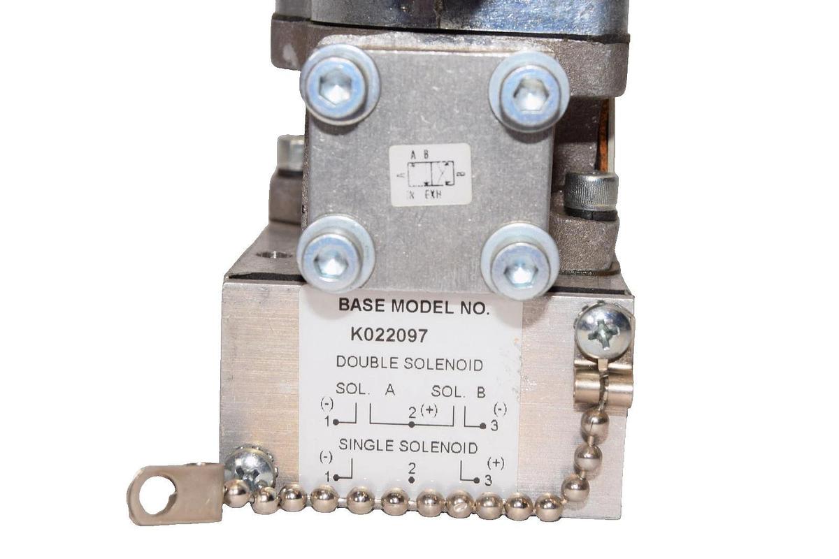 Parker L4452810253 Solenoid Valve With Pilot Model K175803553 & K022097 (New)