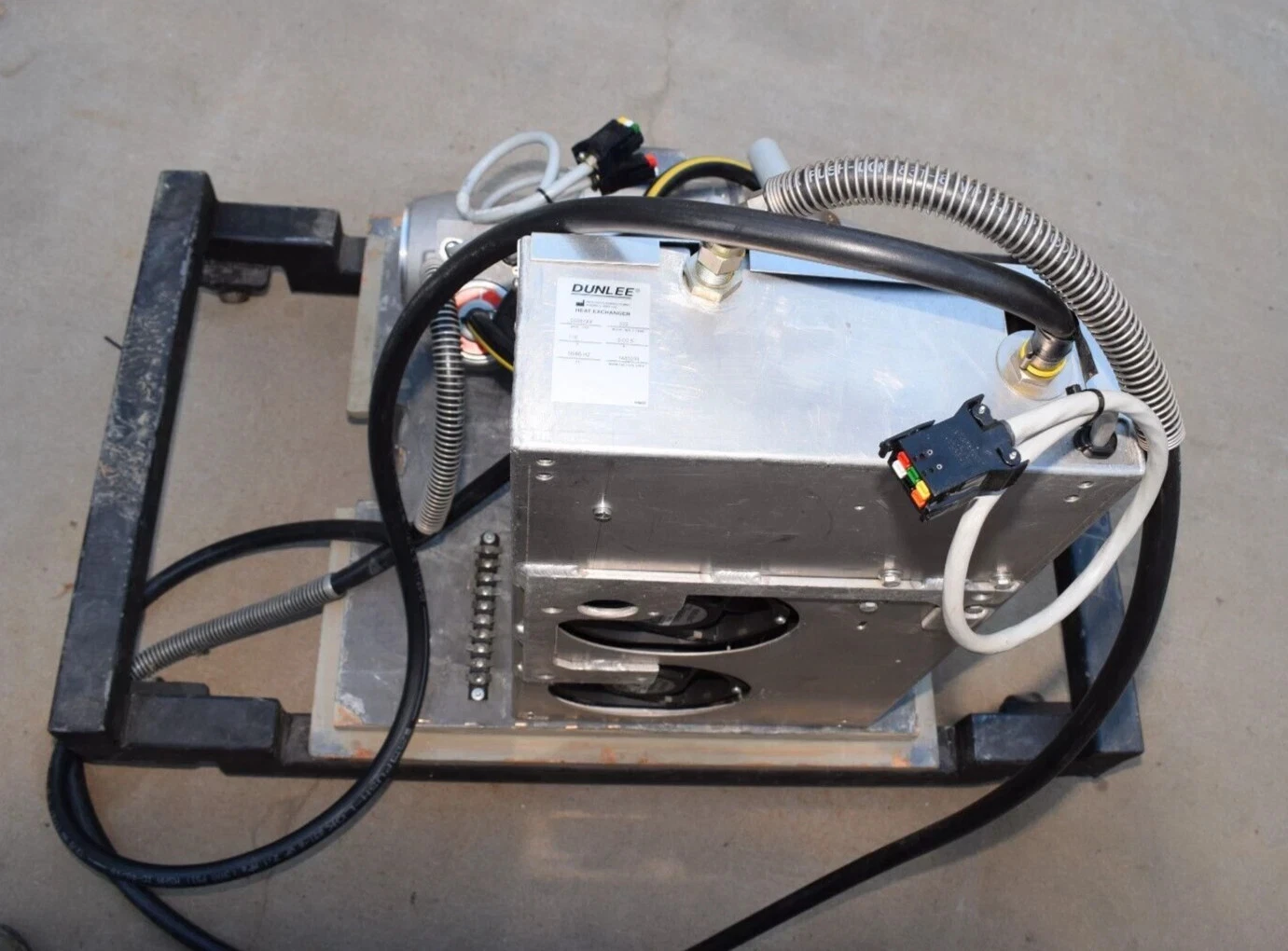 Used Dunlee X-Ray Tube 150kV Tube power supply CTR1563RC 564133HN DU 2005 46543 .4x.9