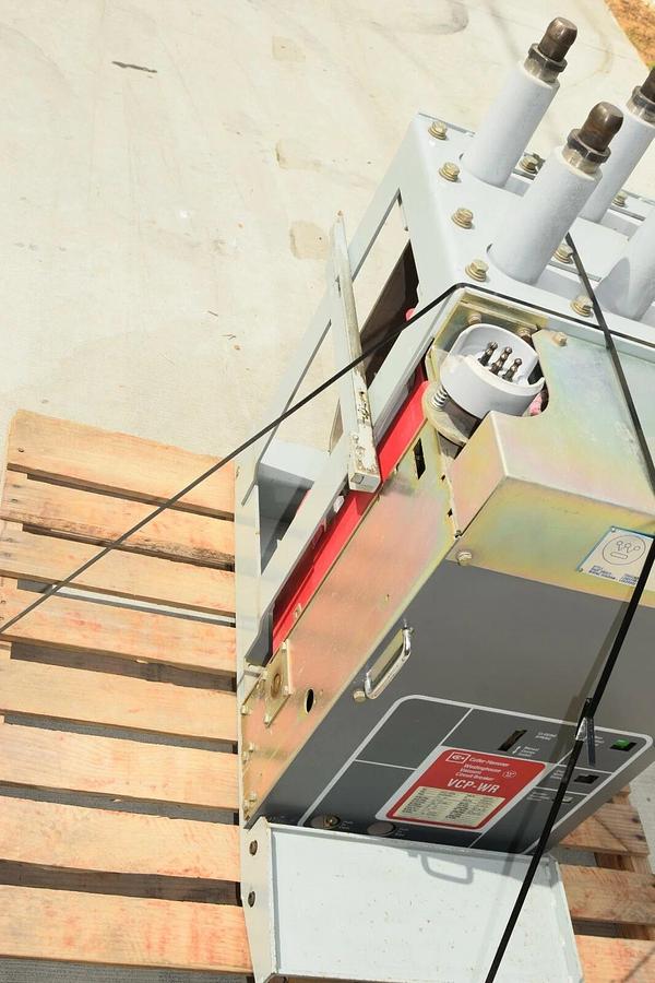 Used Cutler Hammer 50VCP-WR350 Vacuum Circuit Breaker 4.76 KV, 1200A, 1200 Amp VCP-WR