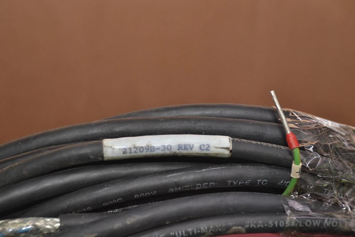 Used THOMSON CABLE 21209B-30 21209B 30 21209B30 REV C2