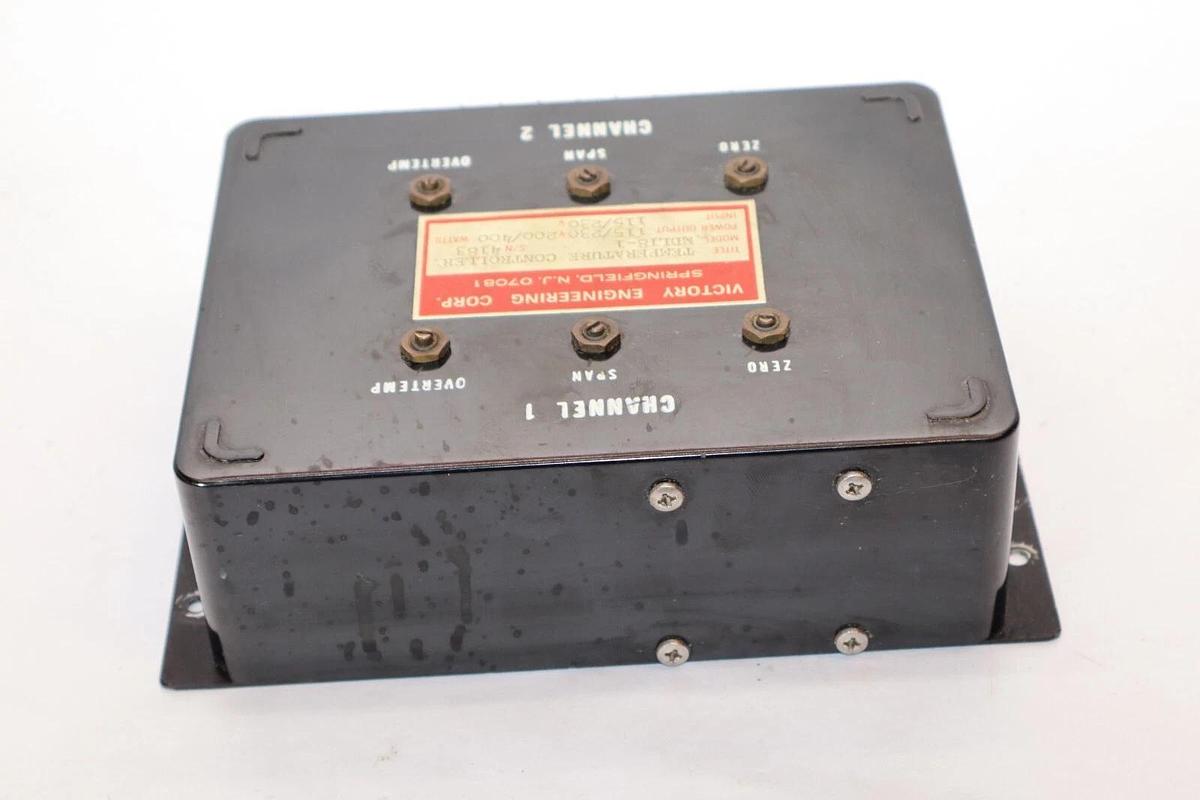 Used VICTORY ENGINEERING CORP. MDL18-1 115/230V 200/400W Temperature Controller