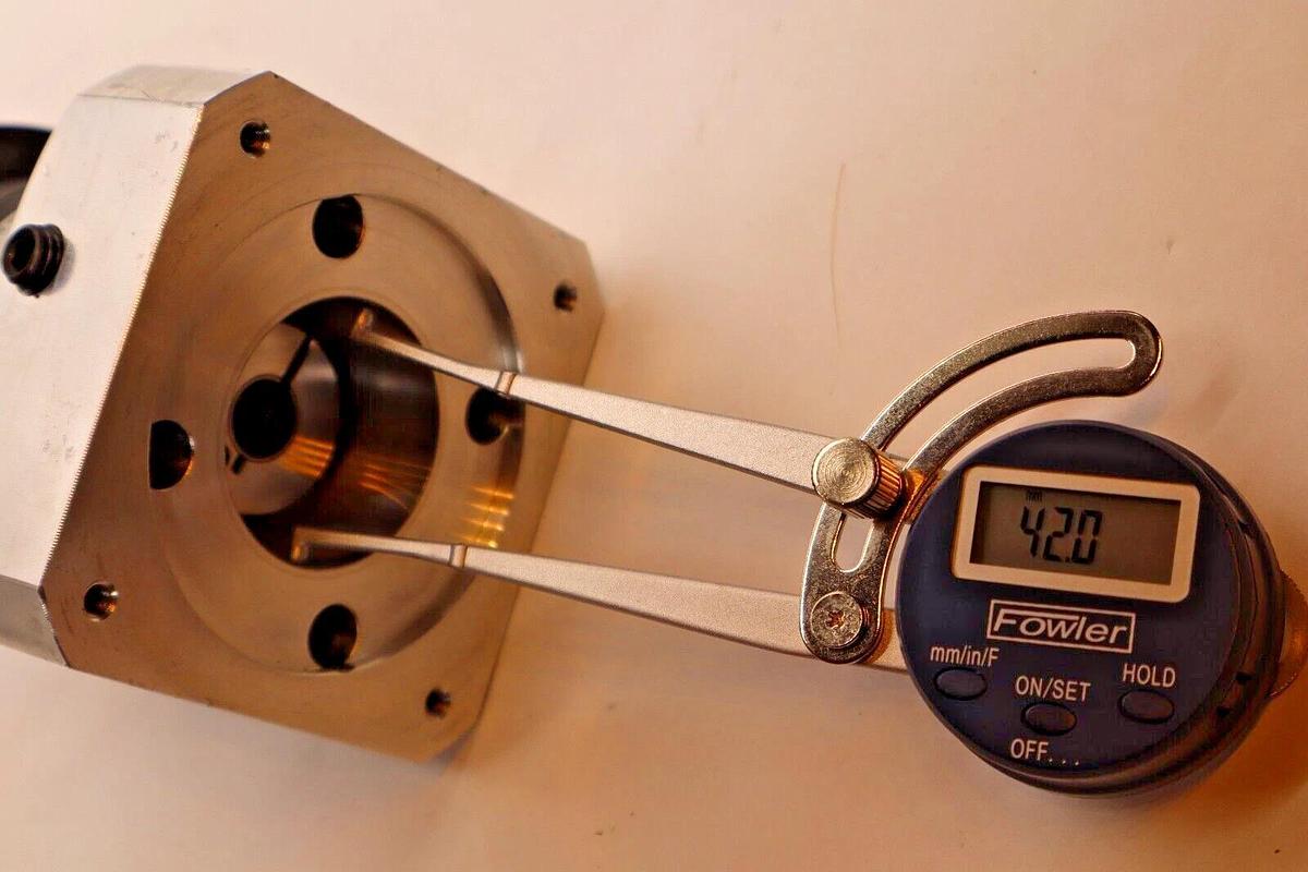 Used NEUGART 100275343 2308167-4-013 PLFN064-050-RSSD3AD-Z12.7/40 Gearhead Gear Head