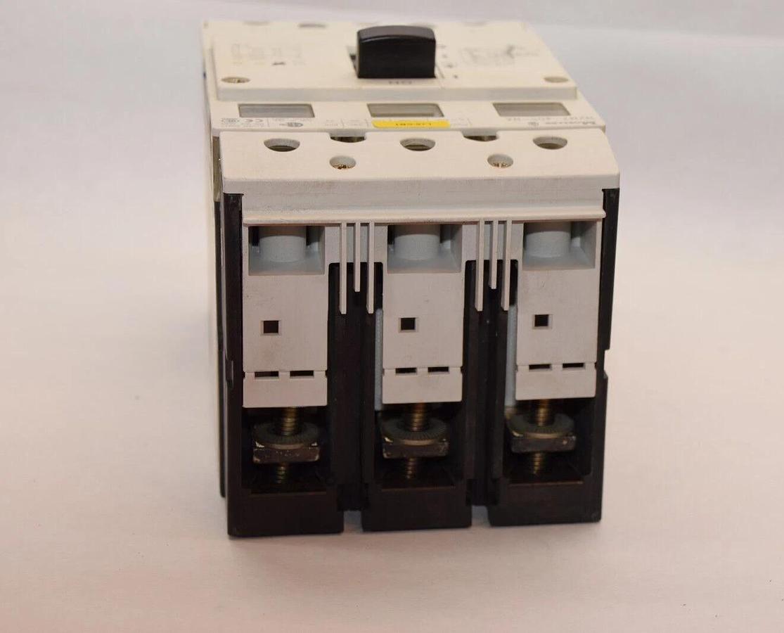 Used MOELLER NZM7-40S-NA NZM740SNA 40Amp 40 A Amp Circuit Breaker  25-40Amp Trip