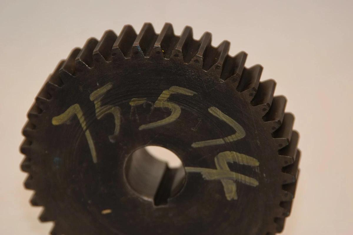 (NEW) 3420 25/32" Bore 3-21/32 osd 42 Tooth Gear