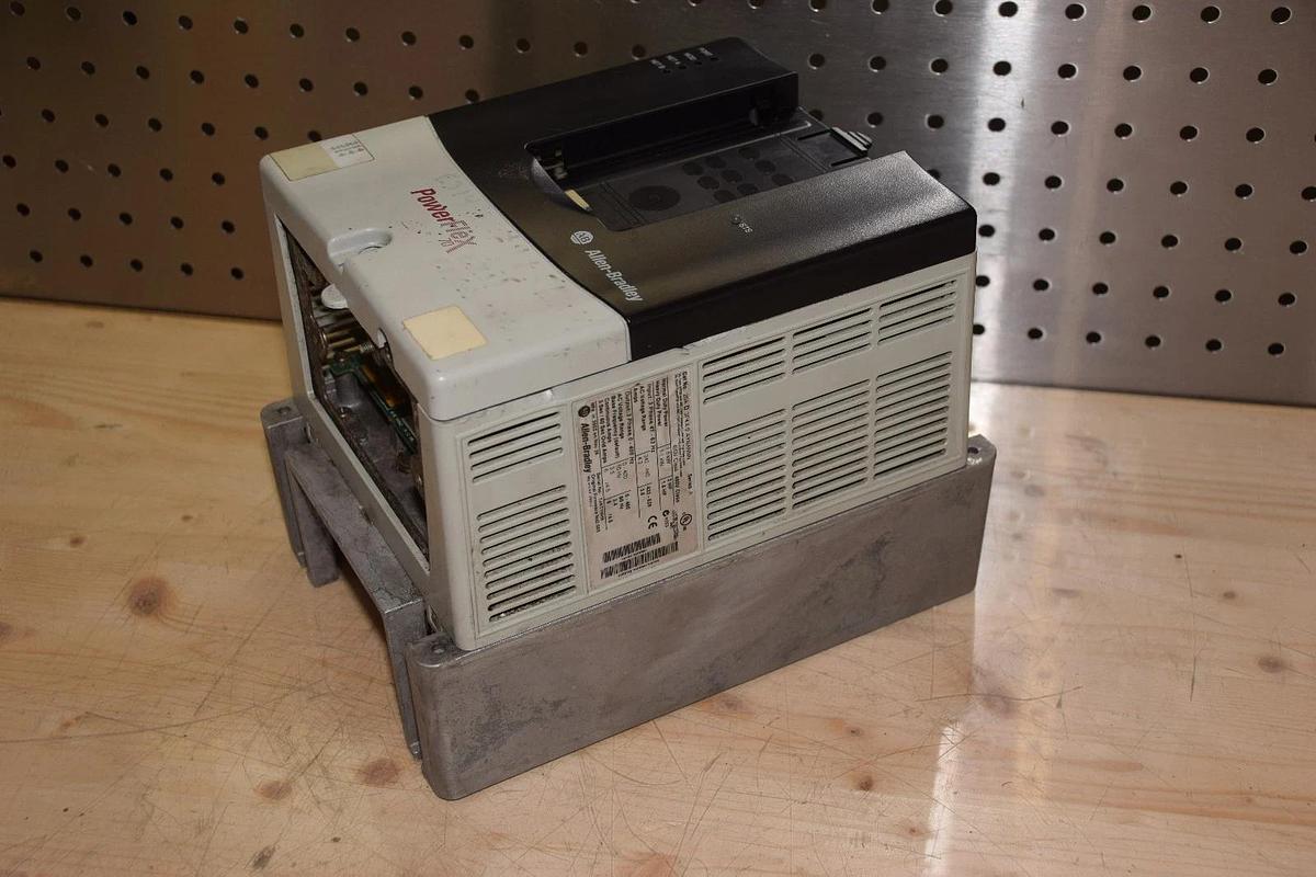 Used Allen-Bradley AB PowerFlex Power Flex 70 Drive 20AD3P4A0AYNANNN Ser. A 2hp 1.5kW