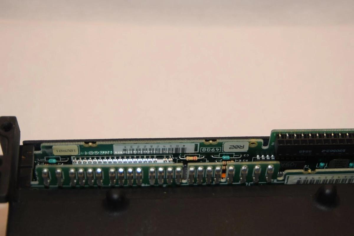 Used GE FANUC IC660EBD020D 24/40Vdc 16SRC Electrical Module Terminal Assembly