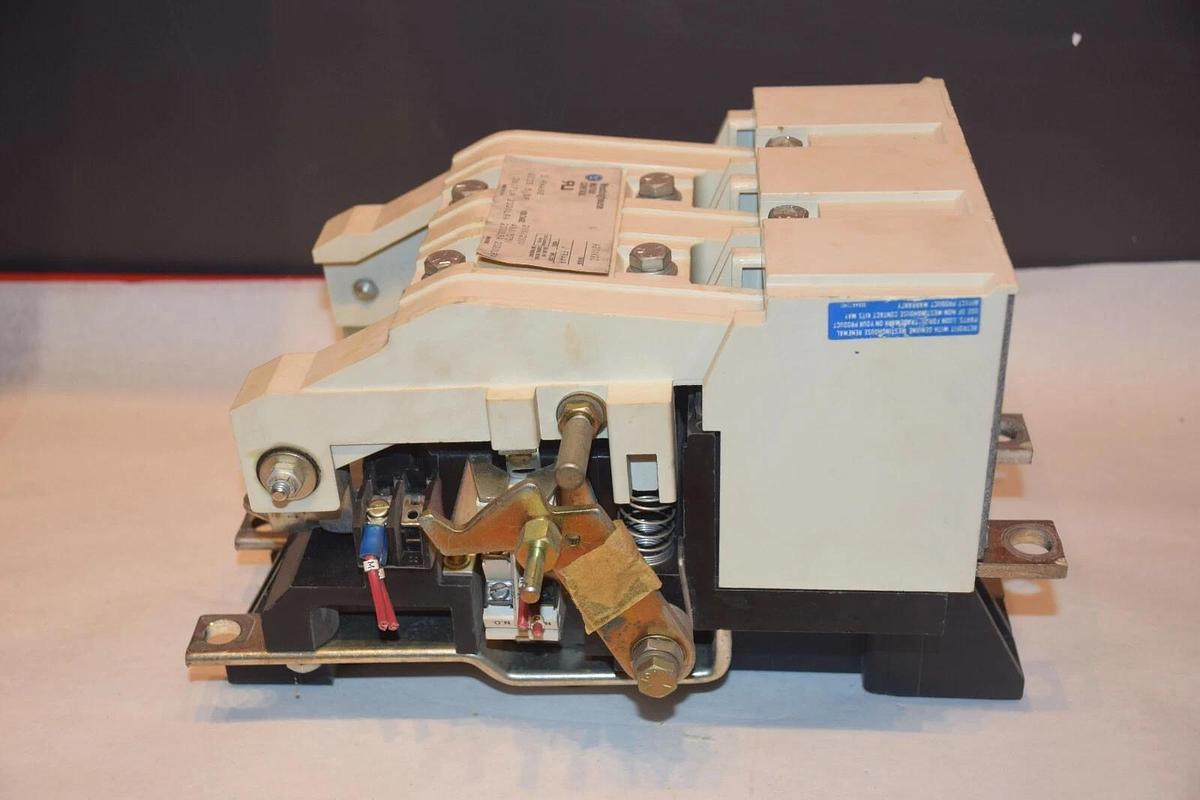 Used Westinghouse Contactor Size 5 A201KGC Sz5 Motor Starter Coil 120V (contacts 95%)