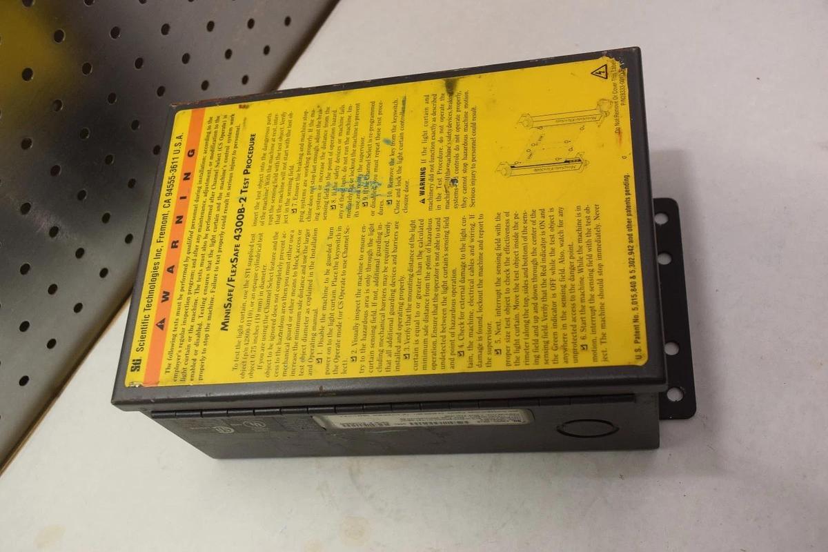 Used STI OMRON  CSMS43B-2 CSMS43B2 43065-0010  MS4300B-2