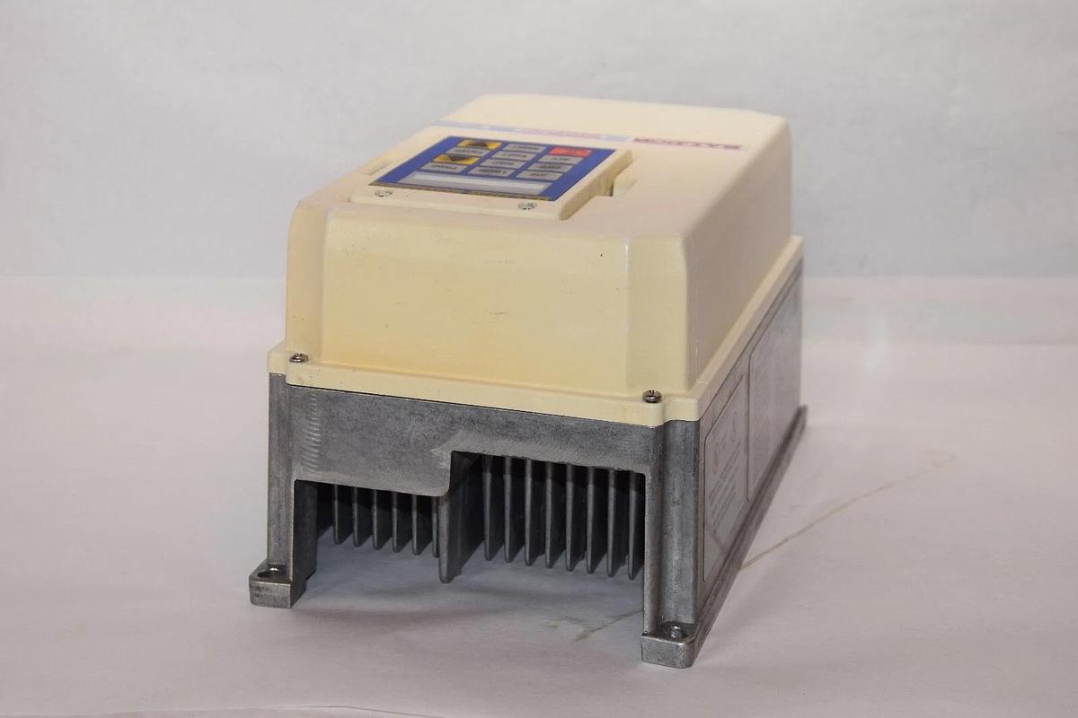 Used BALDOR ZD18H401-W 3PH 460Vac 50/60Hz AC Drive