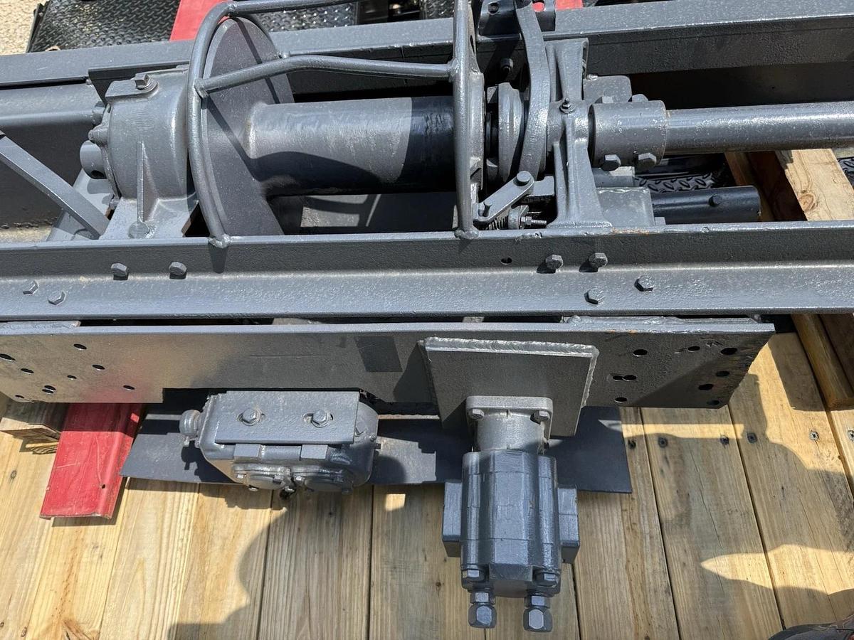 Refurbished Braden Winch mgu5-12F EB L 6910976  Low Mount Worm Gear Recovery Winch MGU5-12F