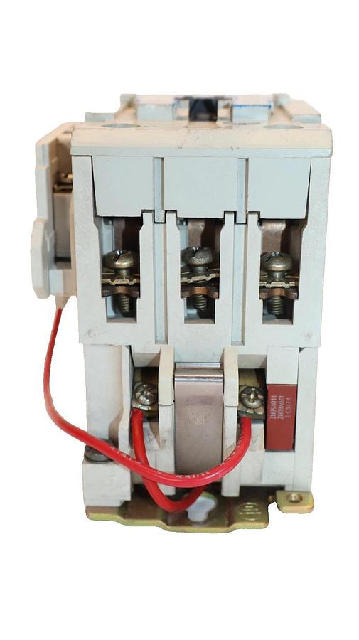 Cutler-Hammer Eaton Starter AN16DN0 Size Sz 1 600V 27A 27 Amp 120v coil 3P