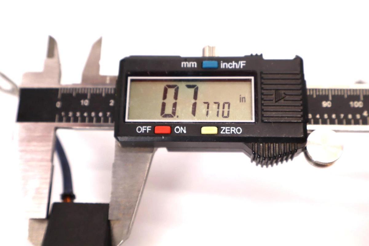 25/32" x 5/16" , 0.7770" x 0.3115" Carbon Brush (New - Lot of 2)