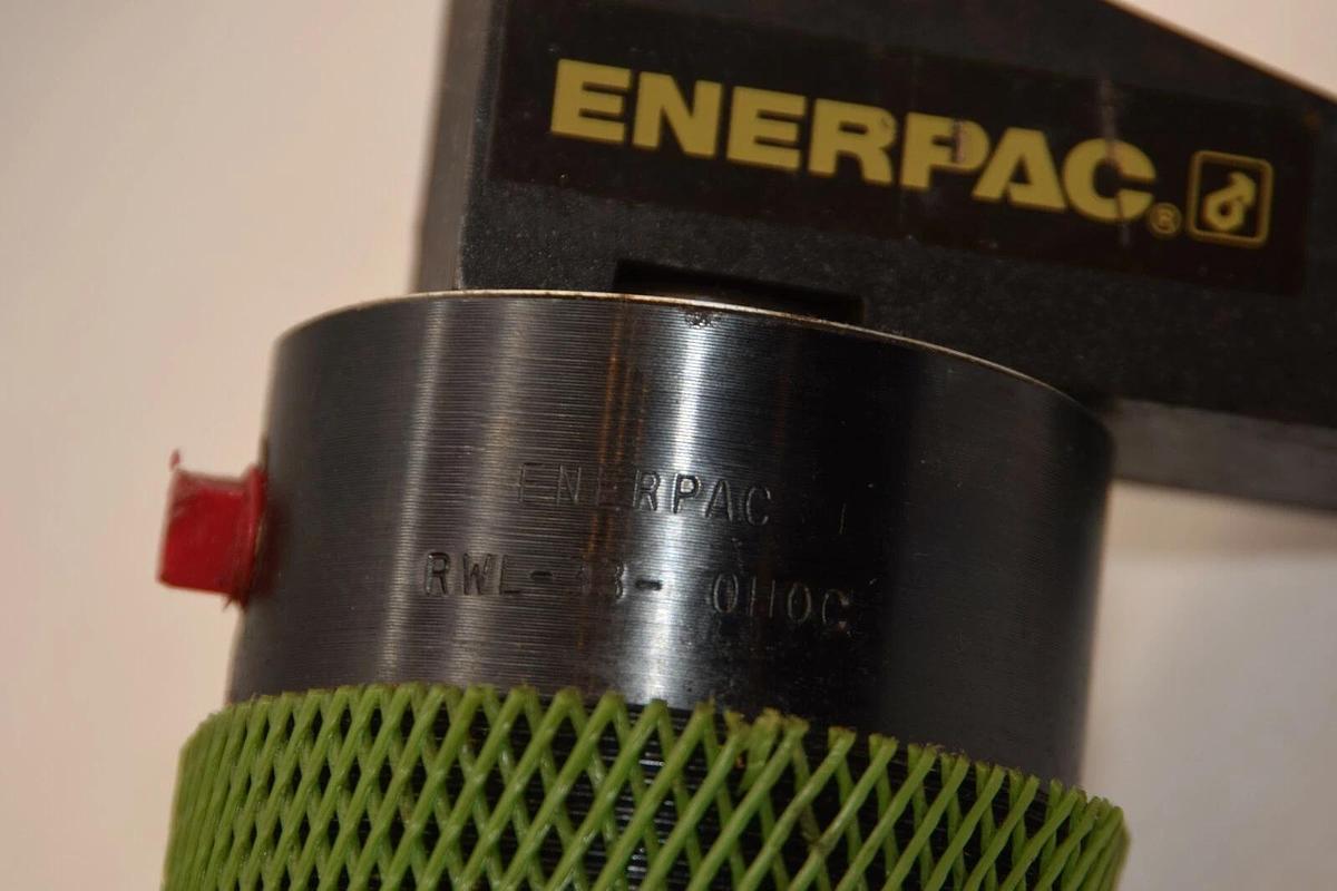 (New) ENERPAC RWL-33-OHOC HYDRAULIC  Clamp  RWL 33  RWL-33 0H0C cylinder