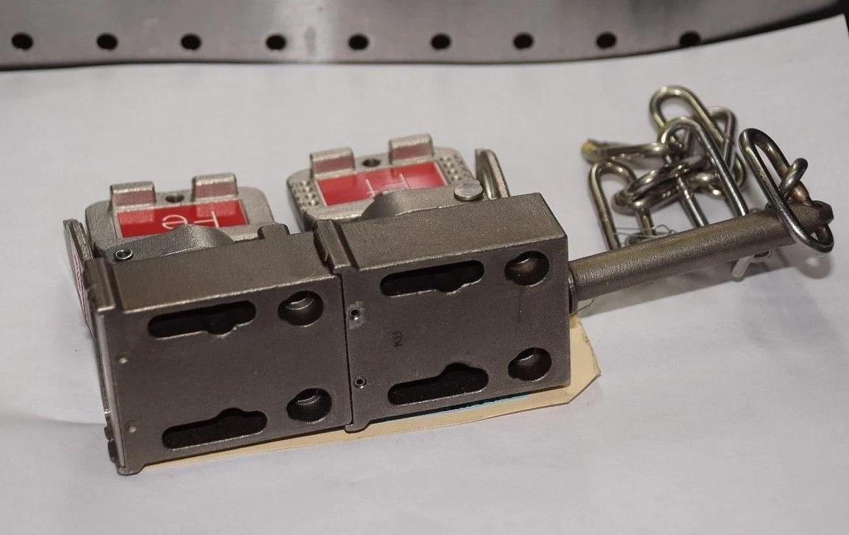 Used ALLEN BRADLET KEY EXCHANGE Unit 440T-MDCLE10 Prosafe 440T-MDCLE10FEFF