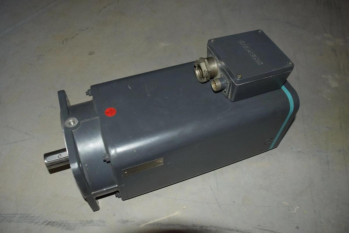 Used SIEMENS Permanent Magnet Motor 1FT5106-0AA01-2-Z  1FT51060AA012Z