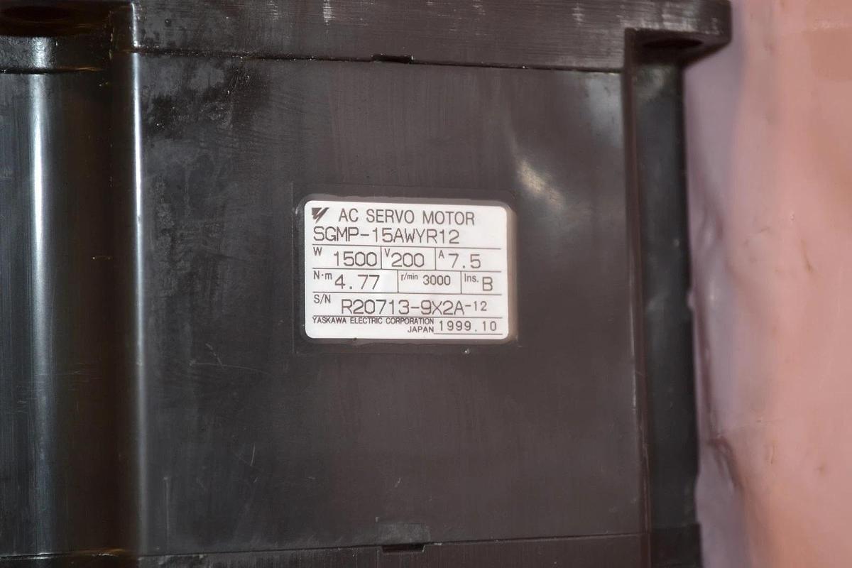 Used Yaskawa AC Servo Motor SGMP-15AWYR12 1500w 7.5a 200v 3000r/min
