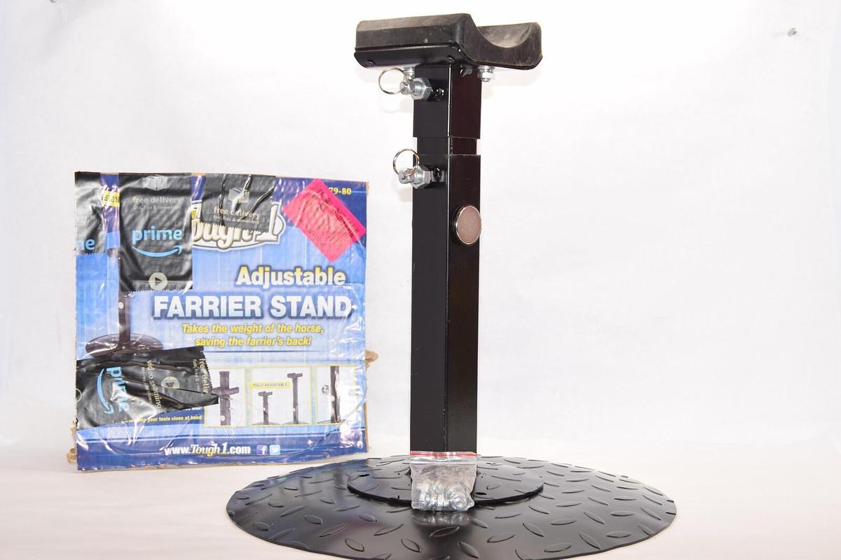 TOUGH 1 79-80-0-0 Adjustable Farrier Stand