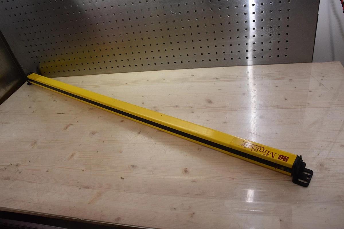 Used STI 42687-0400 MS4340BX 1-30' .75" SAFETY LIGHT CURTAIN