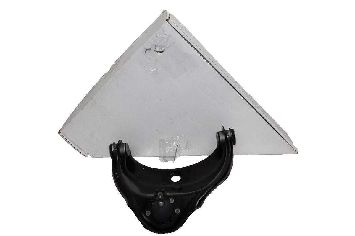 Acdelco 45D1115 , 19460472 , 4705374ACD 23345 Control Arm & Ball Assembly (New)