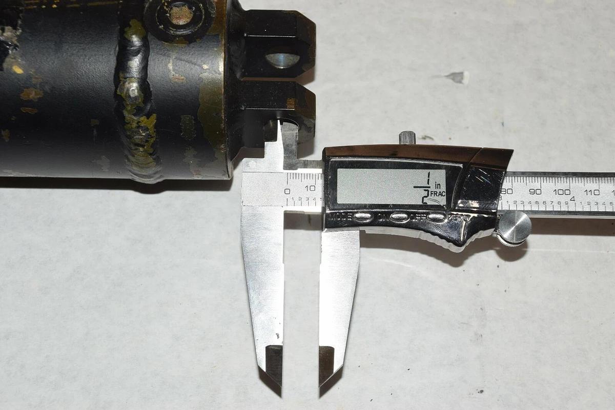 Peninsulan Cylinder Hydraulic Cylinder  SEF636 306325 2.5" bore 24" stroke NEW