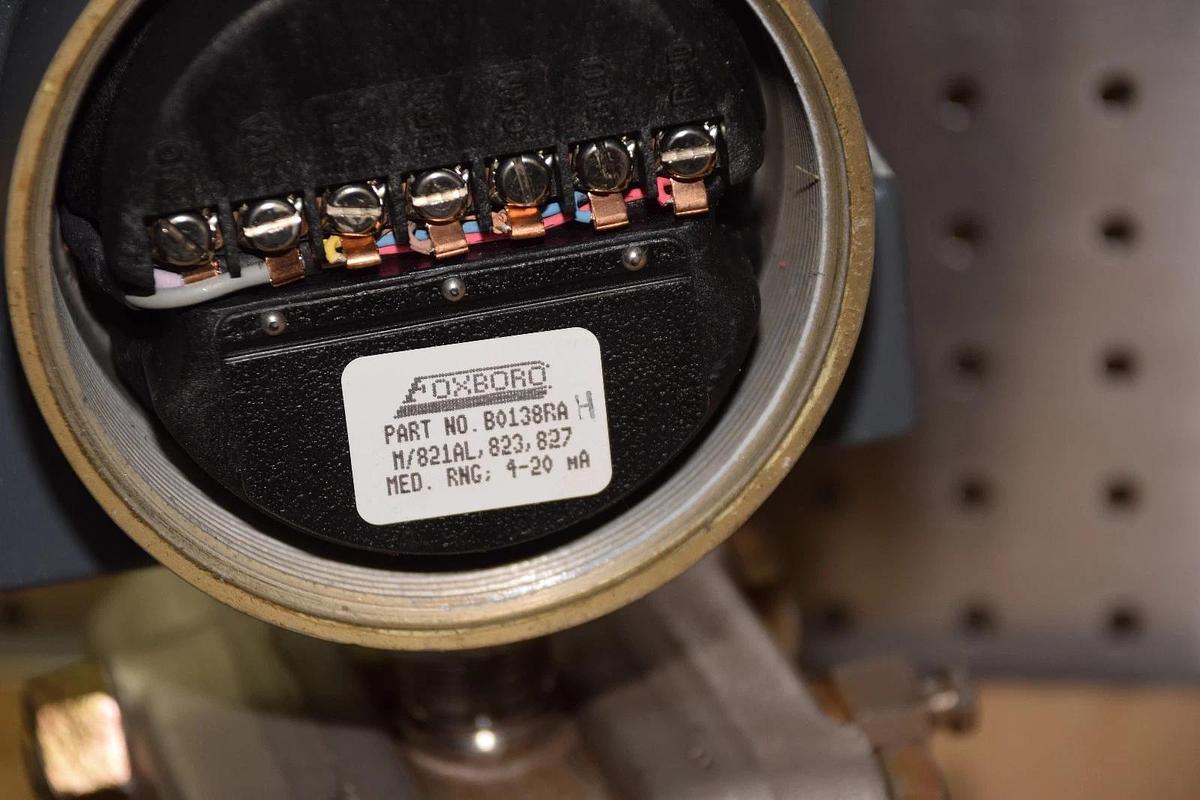 FOXBORO 823DP-I3S1NM2-AM 12.5-65VDC 3000psi ELECTRONIC TRANSMITTER NEW