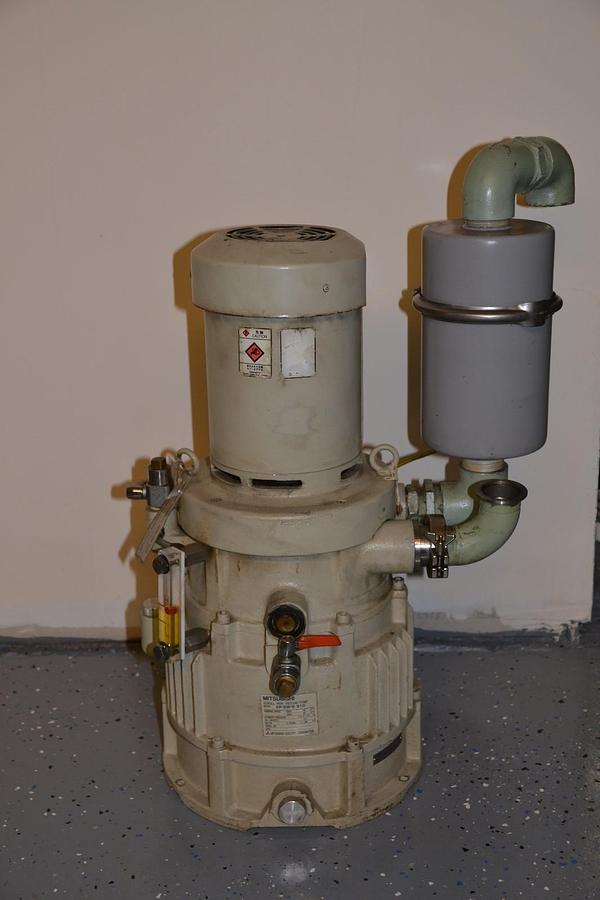 Used Mitsubishi VP-SW-B910 Scroll High Vacuum pump VB-SW-B910