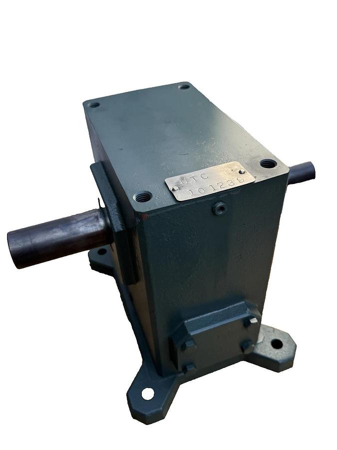 Refurbished Grove Gear Flexaline U242-1 Worm Gearbox 25:1 Speed Reducer 6.24HP 1-1/4" 1-7/8"