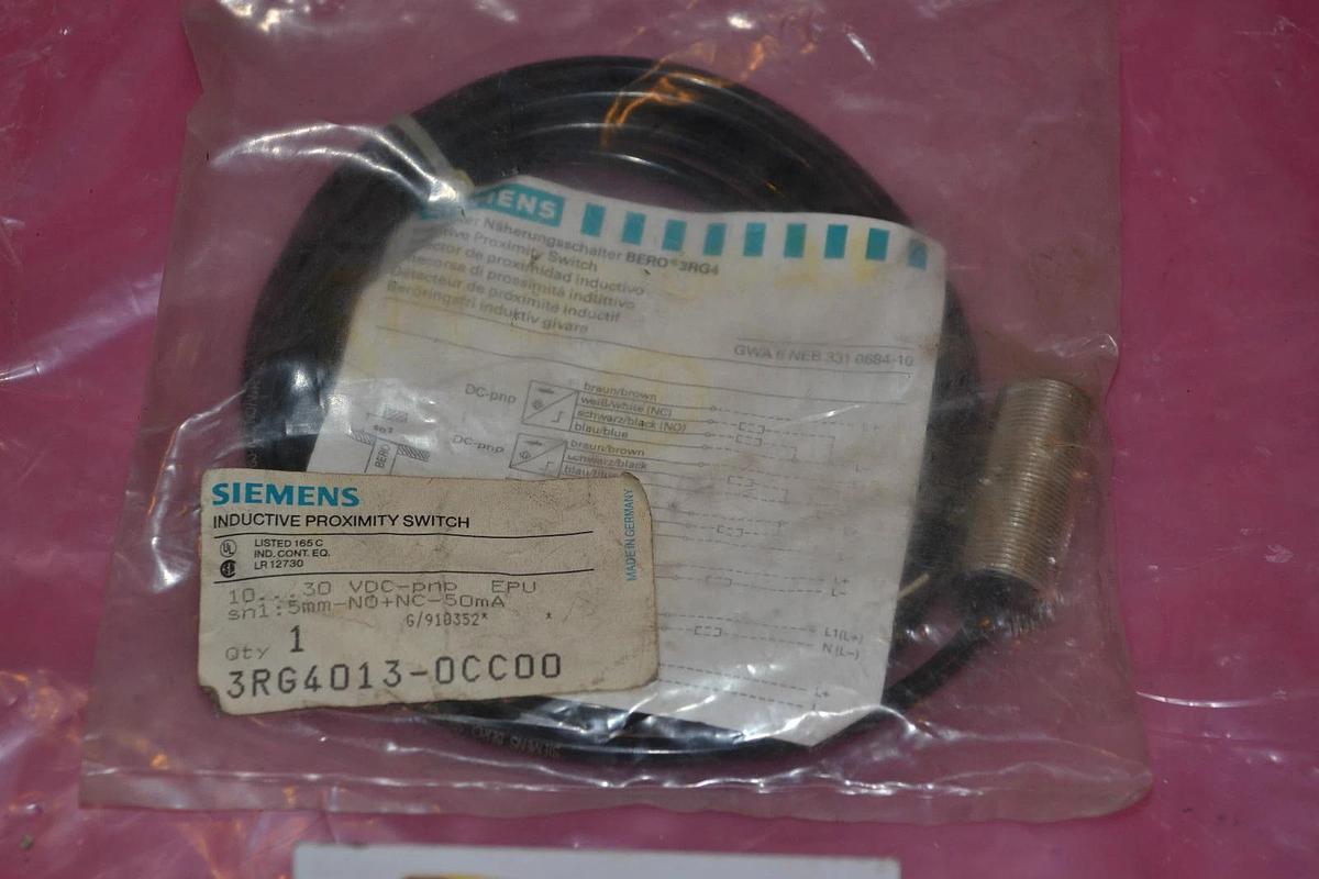SIEMENS INDUCTIVE PROXIMITY SWITCH 3RG4013-0CC00 3RG4013 0CC00 3RG40130CC00 NEW