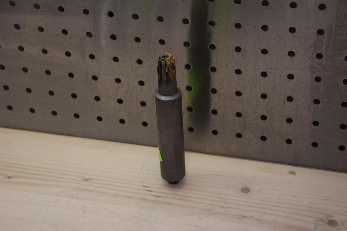 Used CARR C2 4.4580 44580 L-5909-900-021 ERST-06000-001RT CM-496-12 11-25-08 REAMER