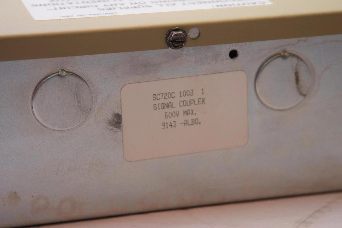 (NEW) HONEYWELL SC720C1003 SC720C 1003 SC720 9143-ALBQ 600V Signal Coupler